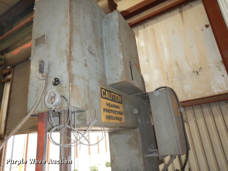 image for item IK9517 Tannewitz Var-Band Mill  band saw