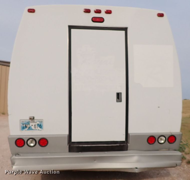 image for item IN9675 1998 Ford E450 Econoline  party bus