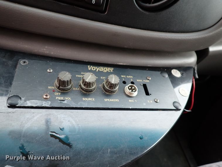 image for item IN9675 1998 Ford E450 Econoline  party bus