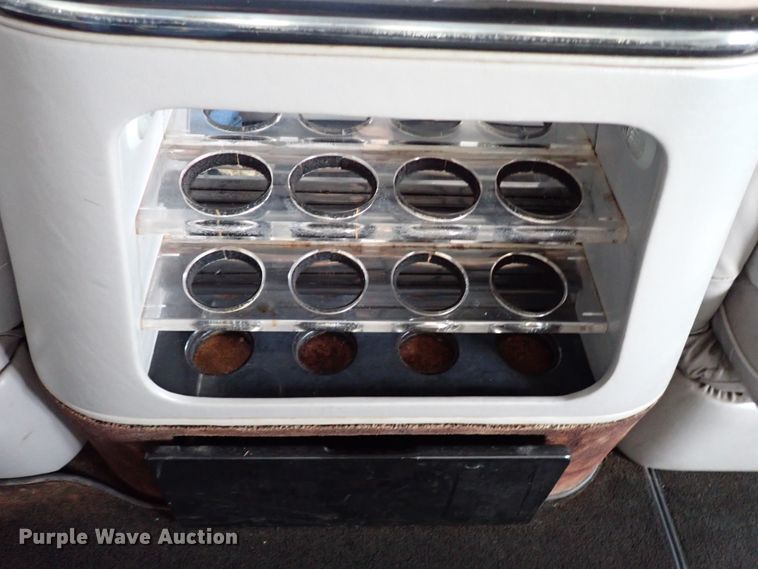 image for item IN9675 1998 Ford E450 Econoline  party bus