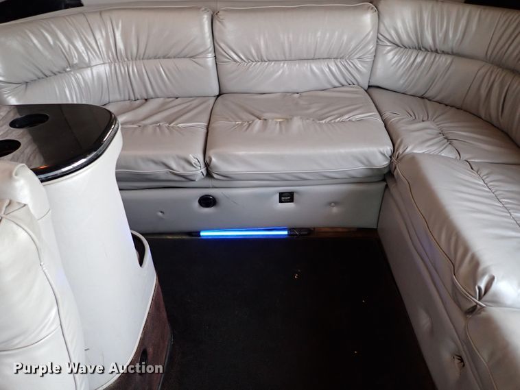 image for item IN9675 1998 Ford E450 Econoline  party bus