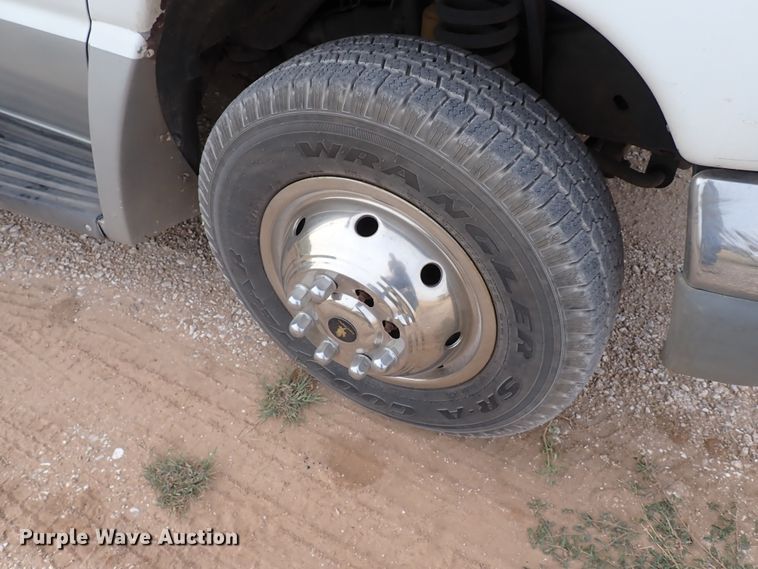 image for item IN9675 1998 Ford E450 Econoline  party bus