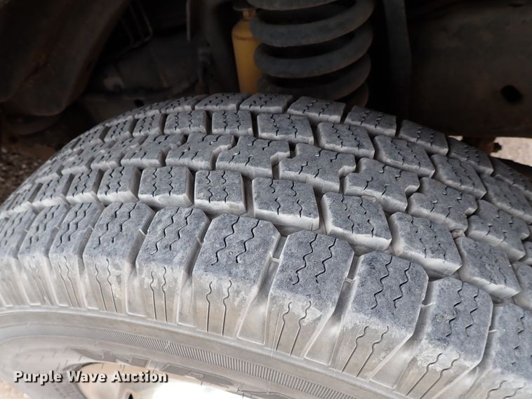 image for item IN9675 1998 Ford E450 Econoline  party bus