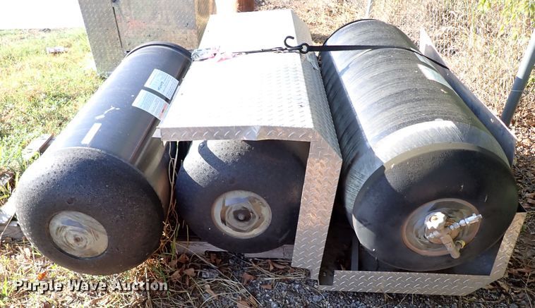 image for item IN9745 (3) CNG tanks