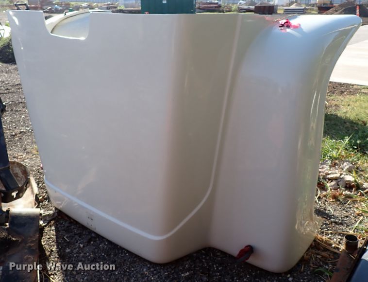 image for item IN9746 Mack R semi truck hood