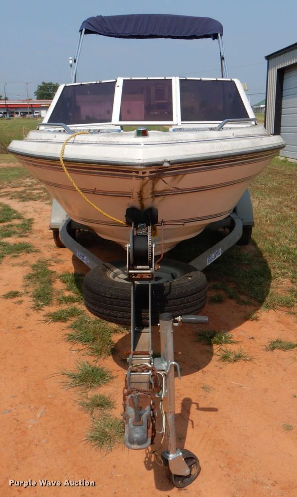 image for item IR9041 1990 Renken 2000  boat