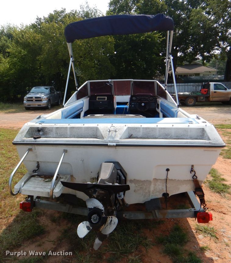 image for item IR9041 1990 Renken 2000  boat