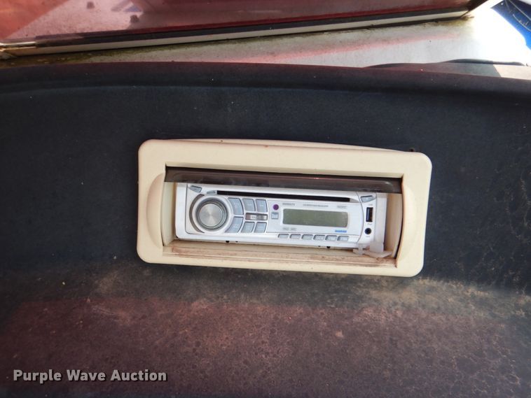 image for item IR9041 1990 Renken 2000  boat