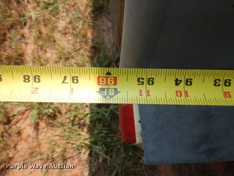 image for item IR9041 1990 Renken 2000  boat