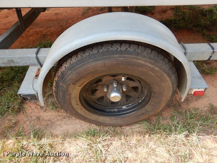 image for item IR9041 1990 Renken 2000  boat