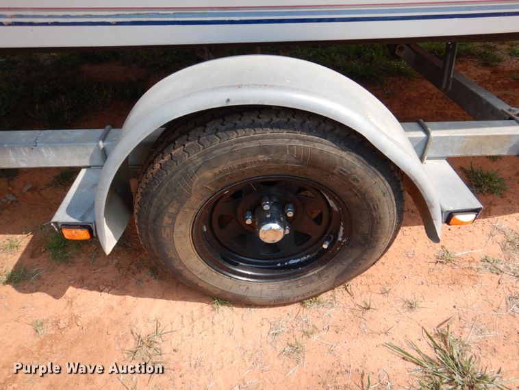 image for item IR9041 1990 Renken 2000  boat