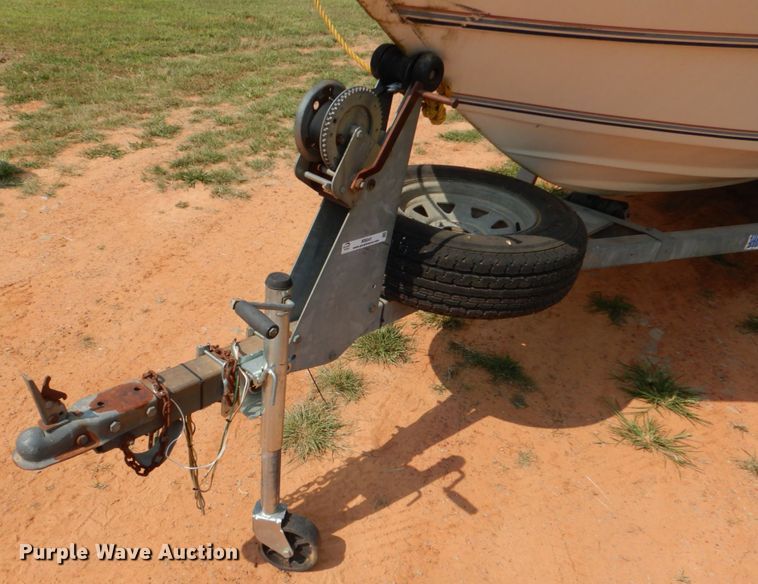 image for item IR9041 1990 Renken 2000  boat