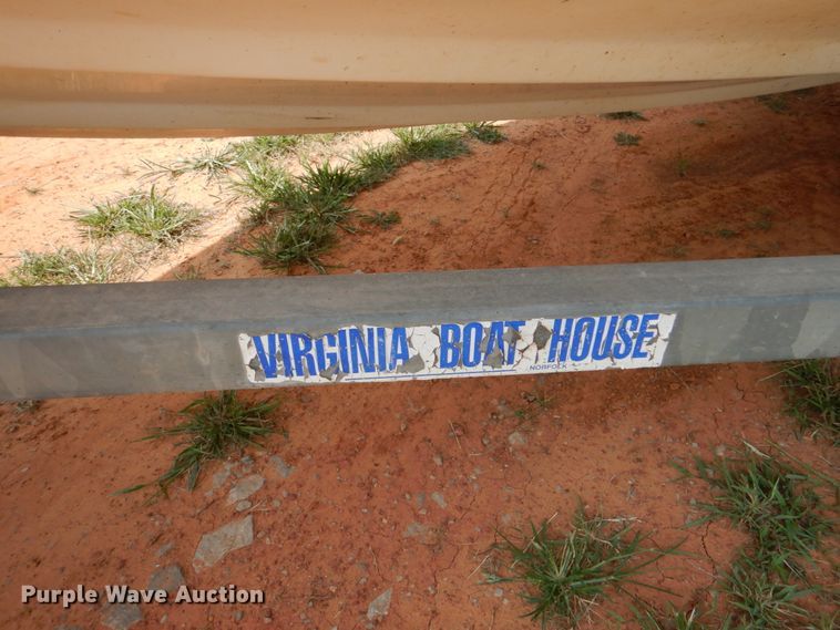 image for item IR9041 1990 Renken 2000  boat