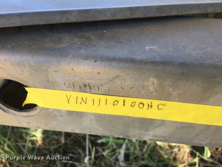 image for item IR9041 1990 Renken 2000  boat