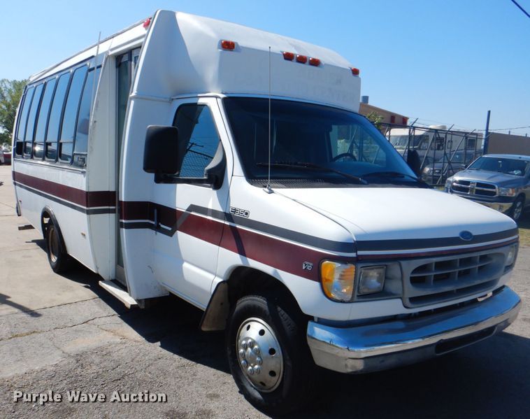 image for item IR9189 1997 Ford Econoline E350  shuttle bus