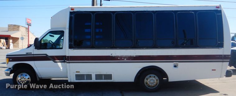image for item IR9189 1997 Ford Econoline E350  shuttle bus