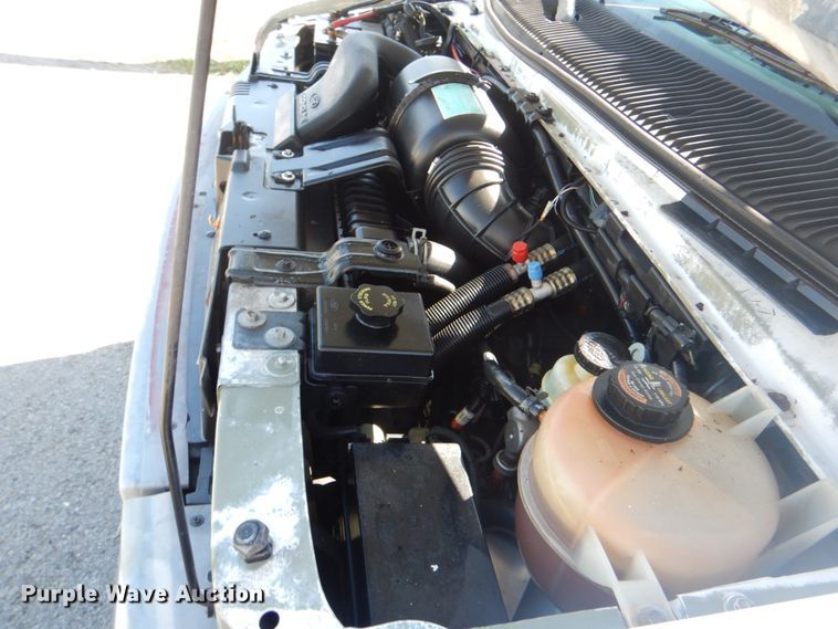 image for item IR9189 1997 Ford Econoline E350  shuttle bus