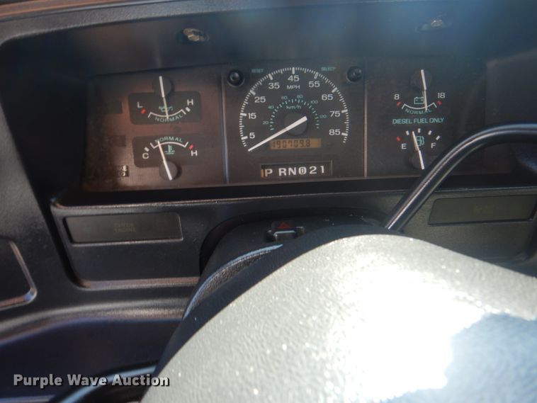 image for item IR9195 1996 Ford Econoline E350  shuttle bus