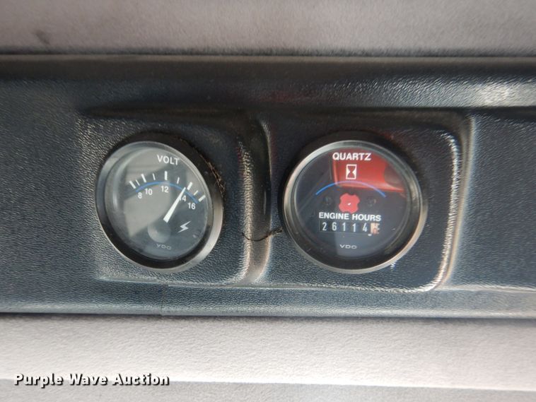 image for item IR9195 1996 Ford Econoline E350  shuttle bus