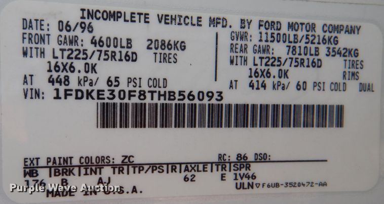 image for item IR9195 1996 Ford Econoline E350  shuttle bus