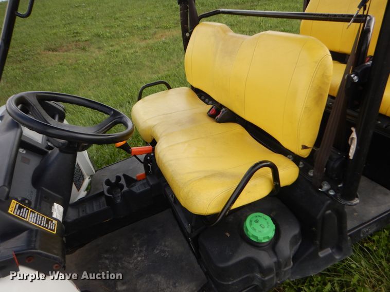 image for item JG9021 2016 John Deere Gator 855D S4  utility vehicle