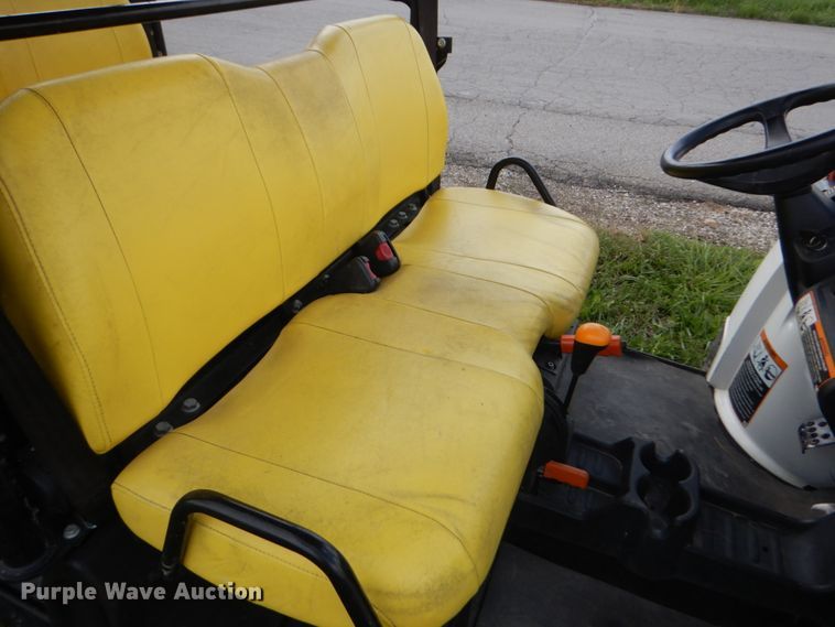 image for item JG9021 2016 John Deere Gator 855D S4  utility vehicle
