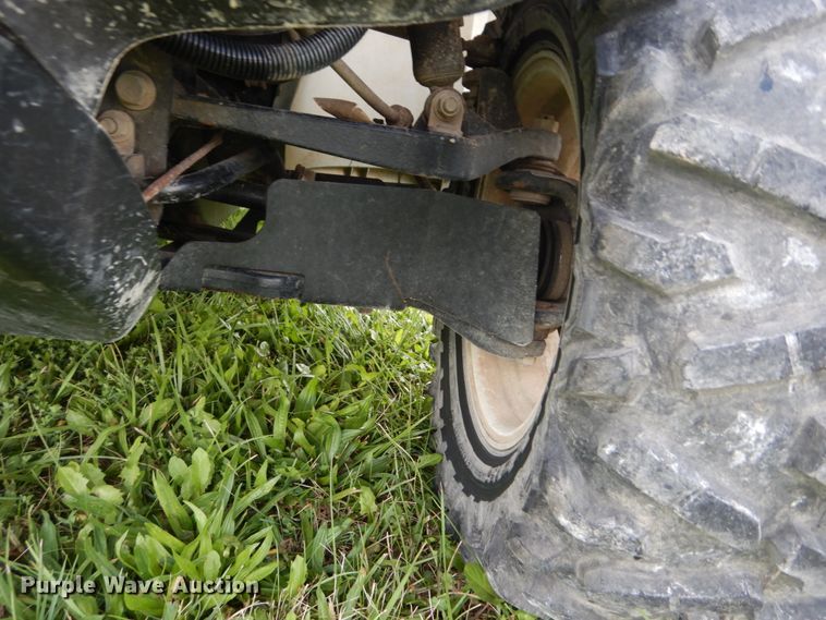 image for item JG9021 2016 John Deere Gator 855D S4  utility vehicle