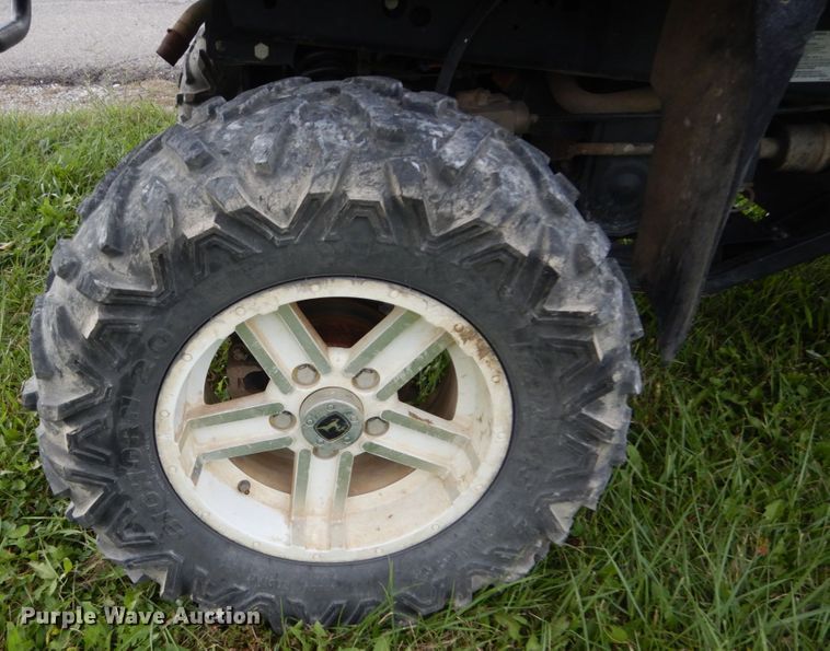 image for item JG9021 2016 John Deere Gator 855D S4  utility vehicle