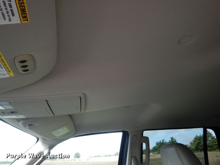 image for item JG9033 2011 Lincoln Navigator  SUV