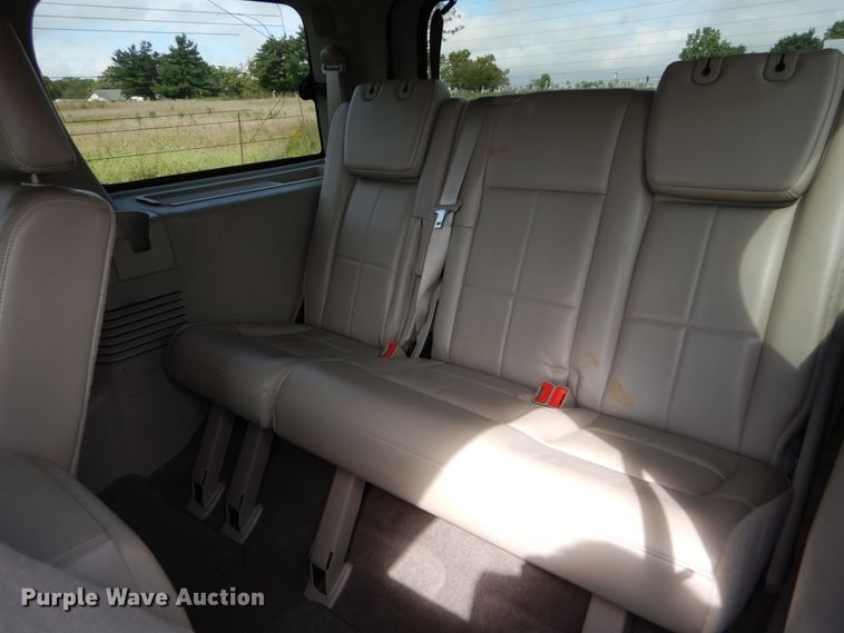 image for item JG9033 2011 Lincoln Navigator  SUV