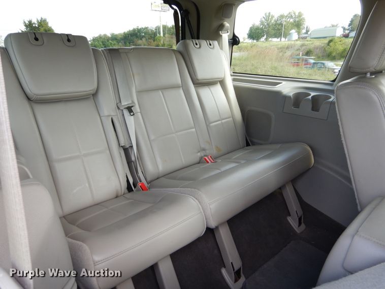 image for item JG9033 2011 Lincoln Navigator  SUV