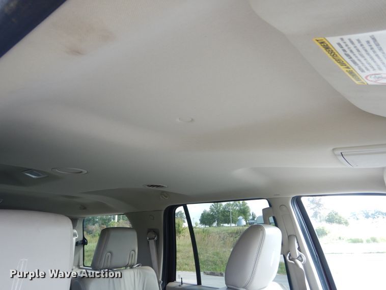 image for item JG9033 2011 Lincoln Navigator  SUV