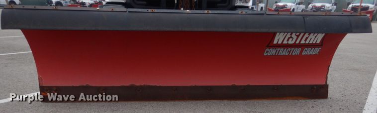 image for item JG9038 2012 Ford F450 Super Duty XL  truck cab and chassis