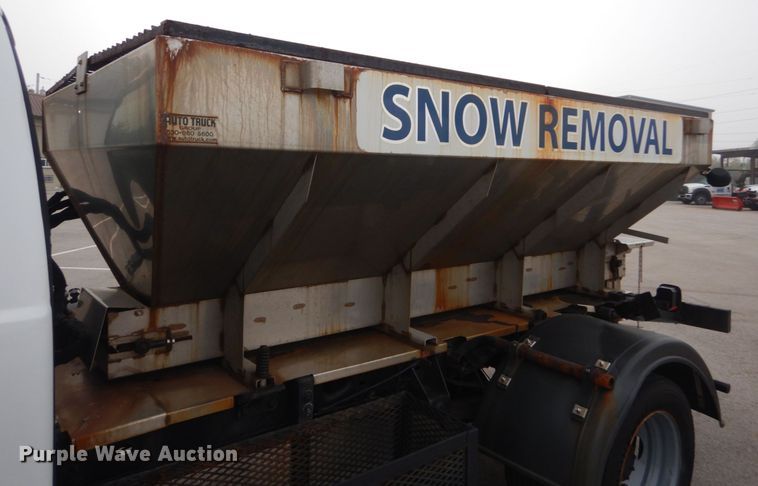 image for item JG9038 2012 Ford F450 Super Duty XL  truck cab and chassis