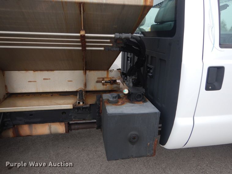 image for item JG9038 2012 Ford F450 Super Duty XL  truck cab and chassis