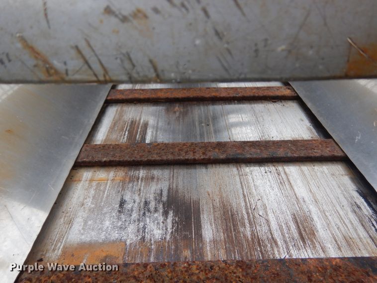 image for item JG9038 2012 Ford F450 Super Duty XL  truck cab and chassis