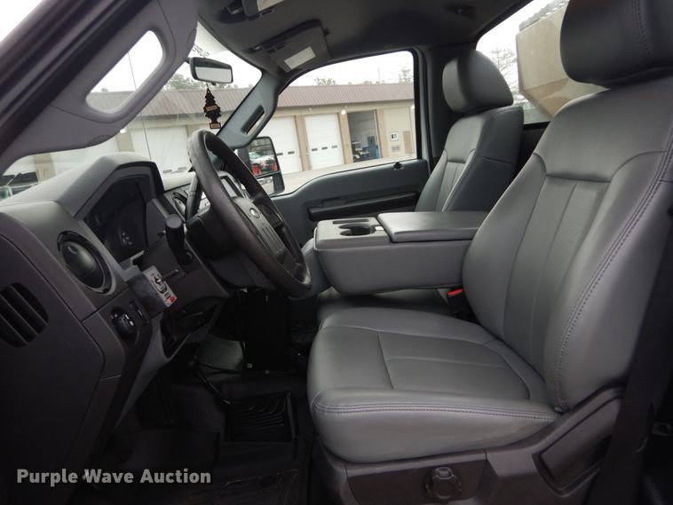 image for item JG9038 2012 Ford F450 Super Duty XL  truck cab and chassis