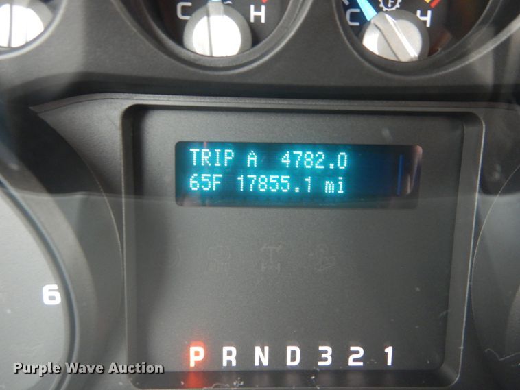 image for item JG9038 2012 Ford F450 Super Duty XL  truck cab and chassis