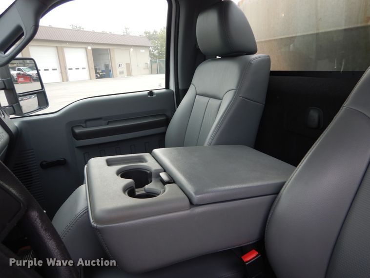 image for item JG9038 2012 Ford F450 Super Duty XL  truck cab and chassis