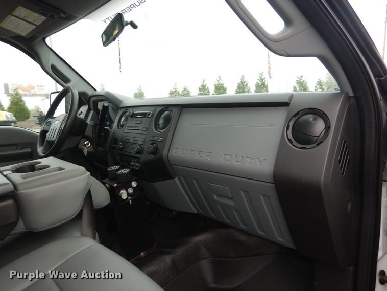 image for item JG9038 2012 Ford F450 Super Duty XL  truck cab and chassis