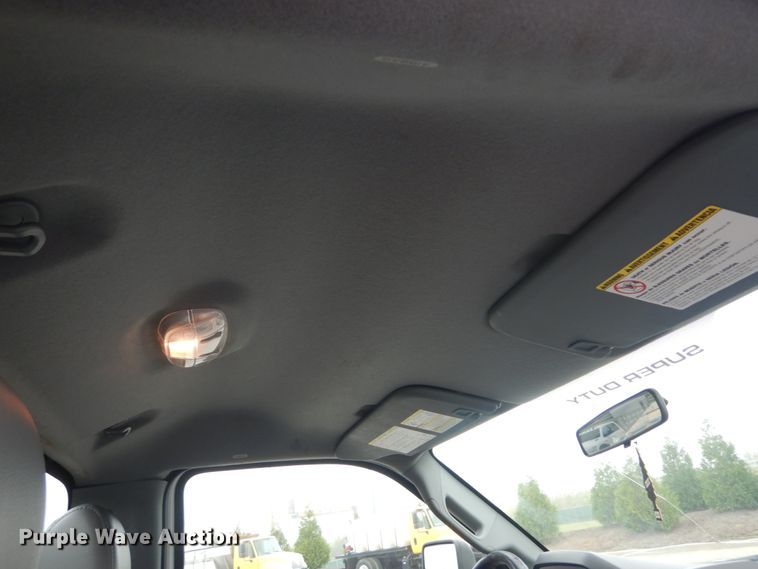 image for item JG9038 2012 Ford F450 Super Duty XL  truck cab and chassis