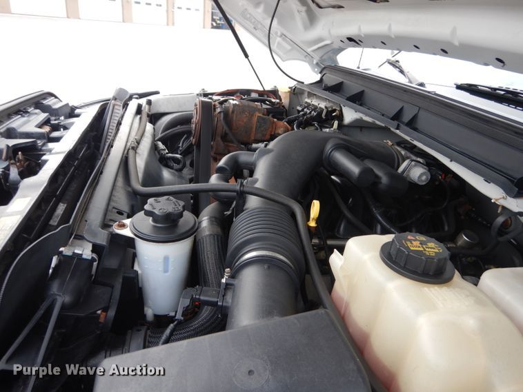 image for item JG9038 2012 Ford F450 Super Duty XL  truck cab and chassis