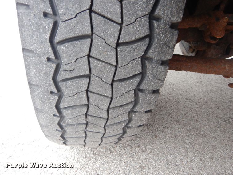 image for item JG9038 2012 Ford F450 Super Duty XL  truck cab and chassis