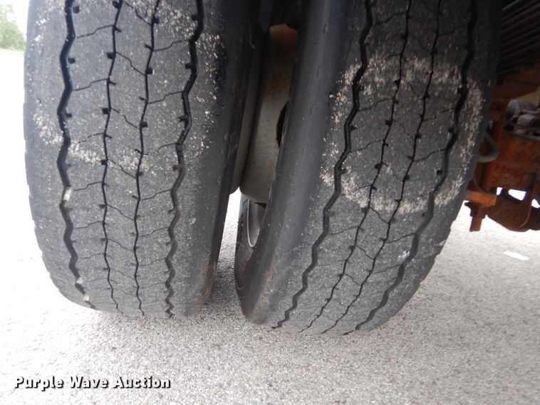 image for item JG9038 2012 Ford F450 Super Duty XL  truck cab and chassis