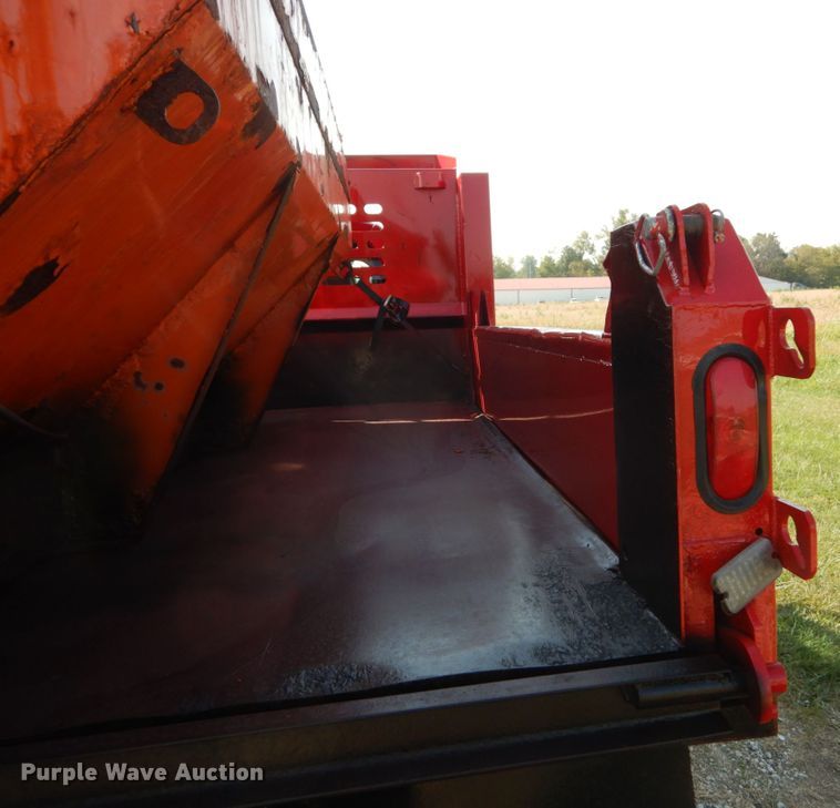 image for item JG9060 2011 Ford F450 Super Duty XL  dump truck