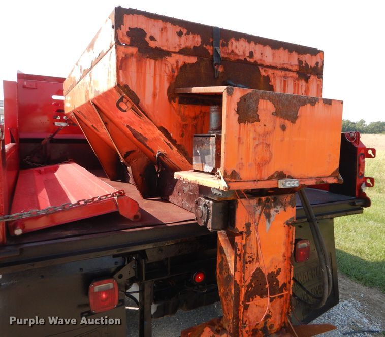 image for item JG9060 2011 Ford F450 Super Duty XL  dump truck