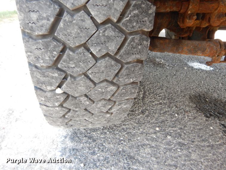 image for item JG9060 2011 Ford F450 Super Duty XL  dump truck