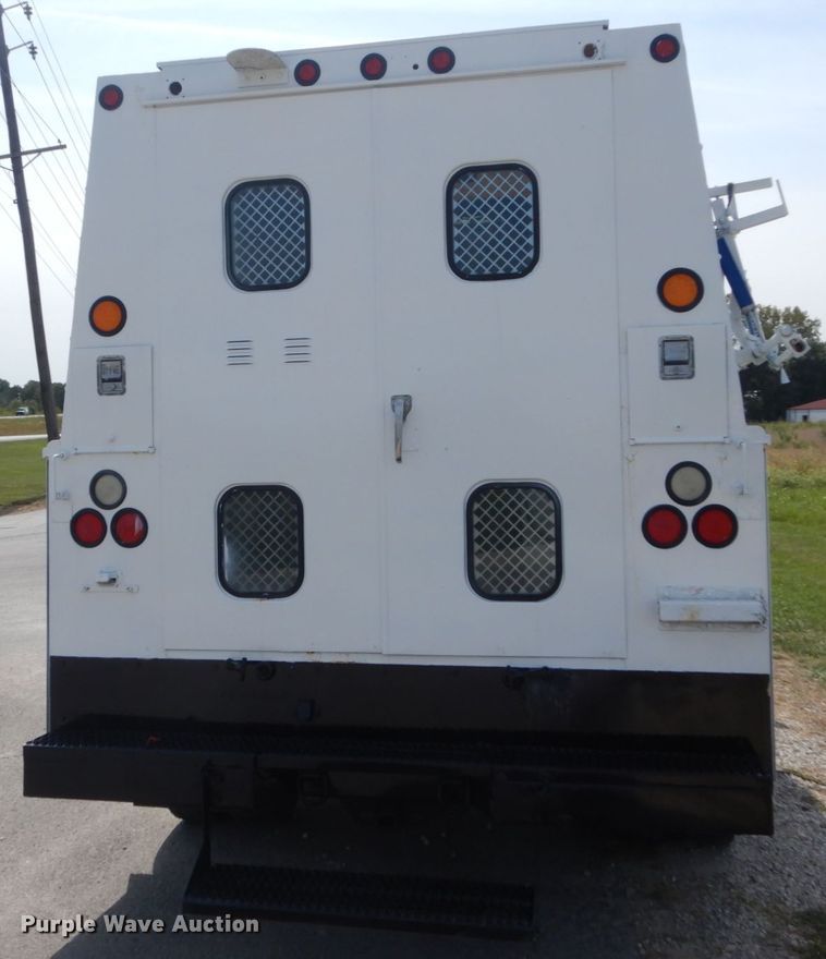 image for item JG9086 2008 Ford F450 Super Duty XL  utility / service truck