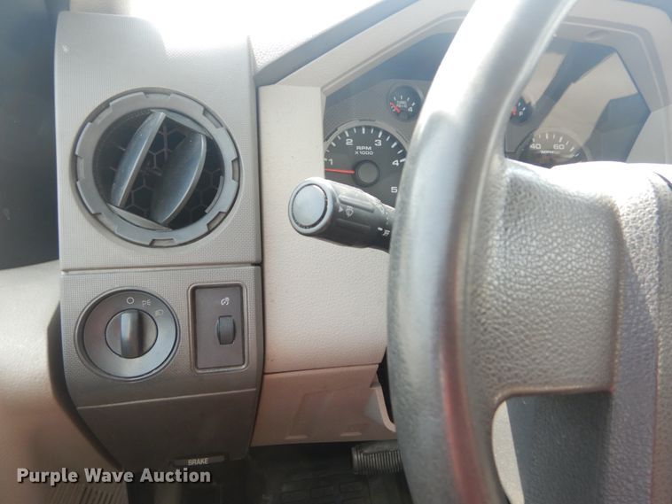 image for item JG9086 2008 Ford F450 Super Duty XL  utility / service truck