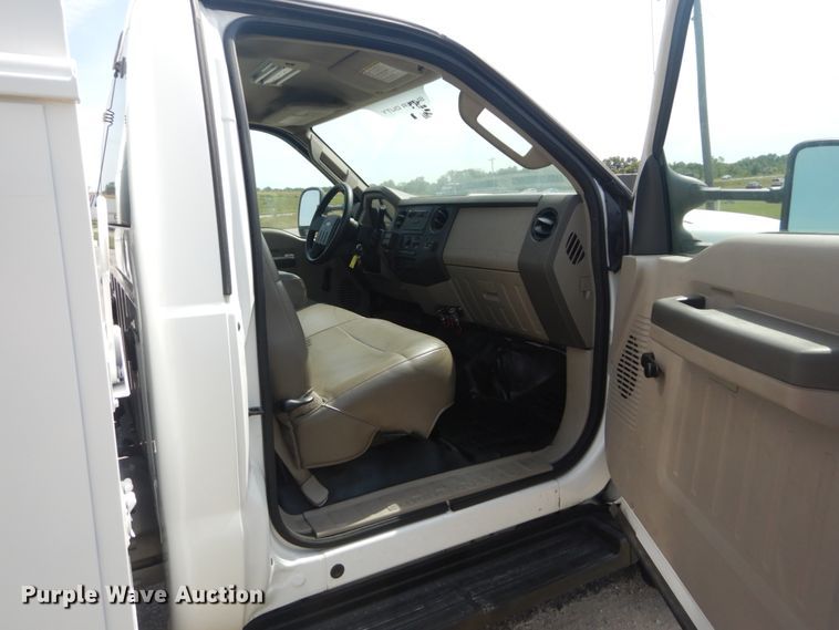 image for item JG9086 2008 Ford F450 Super Duty XL  utility / service truck